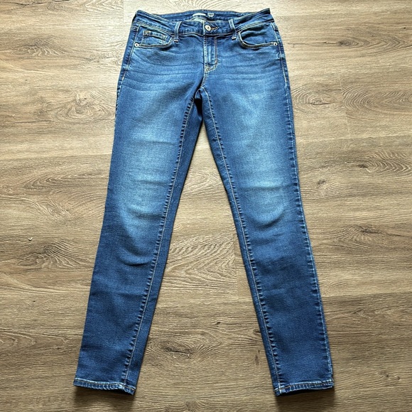 OLD NAVY Rockstar Super Skinny Low Rise Jeans - Picture 2 of 5